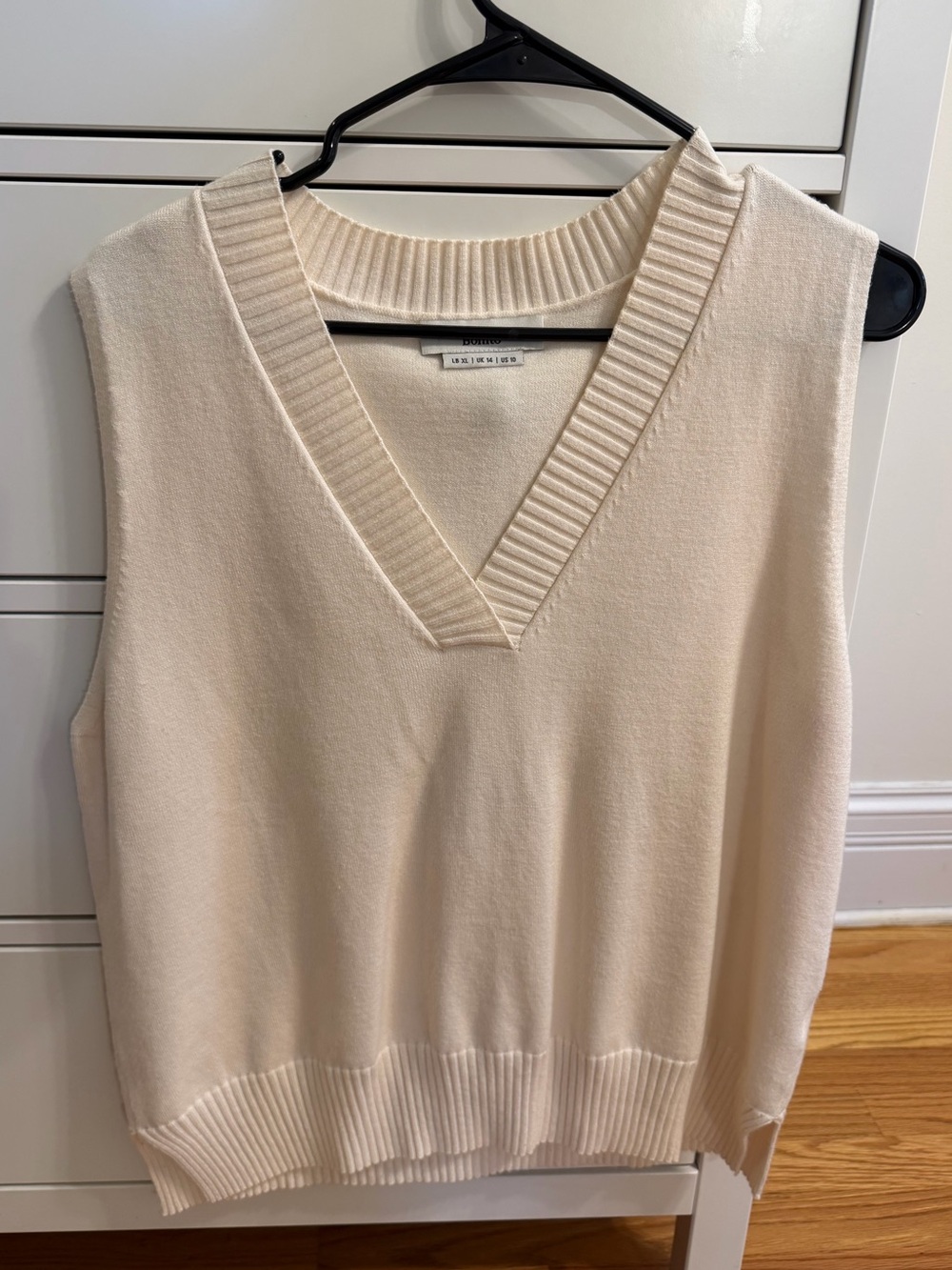 Love Bonito Ellena V-neck Knit Top